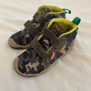 Plae Kids' Camouflage Sneakers